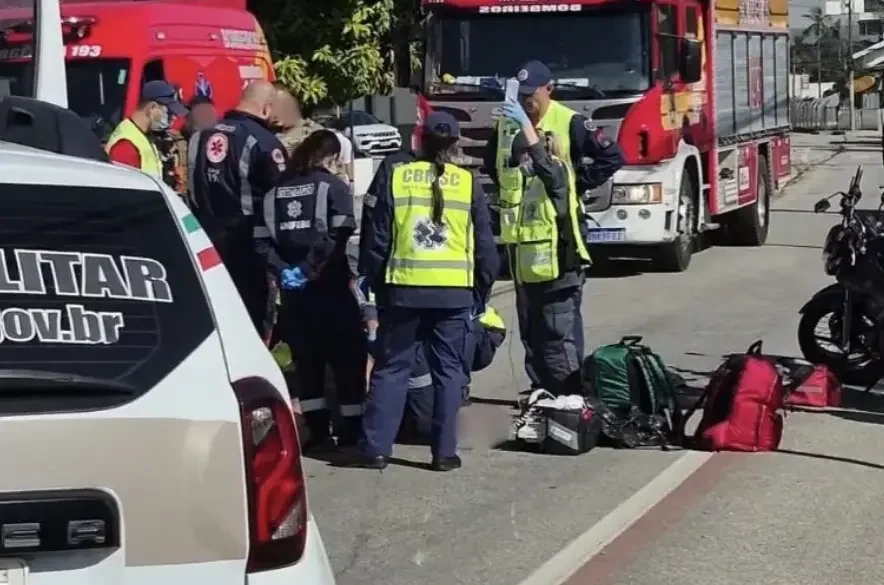 Motociclista morre após colidir contra poste no bairro São Luiz