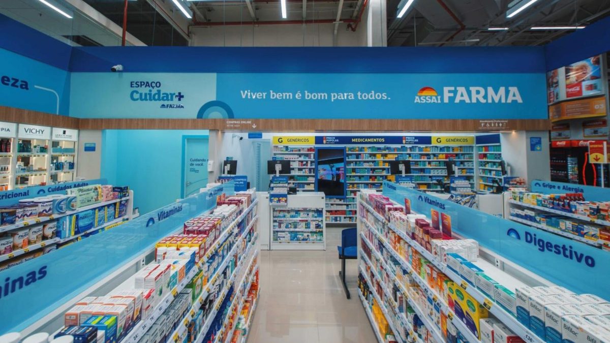 Nova lei permite farmácias em supermercados, mas proíbe remédios em gôndolas e exige farmacêutico; entenda o que muda nas compras