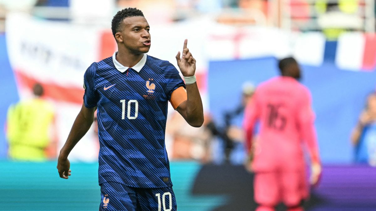 Mbappé faz história, supera Messi e conquista a Chuteira de Ouro da Copa do Mundo 2026