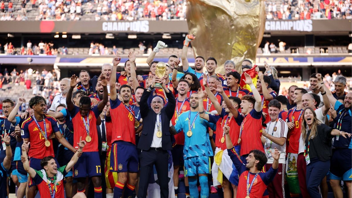 De bolso cheio, jogadores da Espanha vão comemorar título da Copa em festa monumental