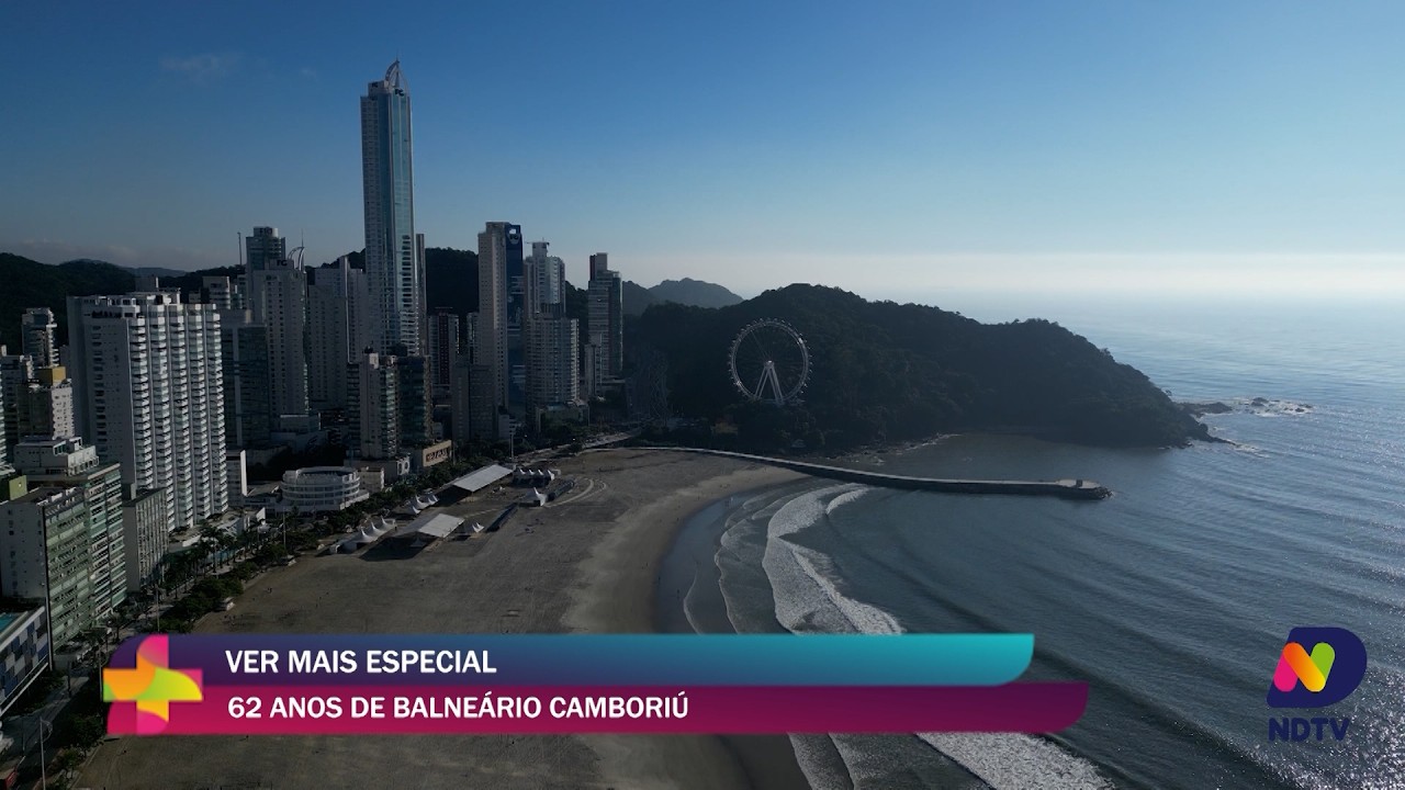 Moradores e turistas celebram os 62 anos de Balneário Camboriú