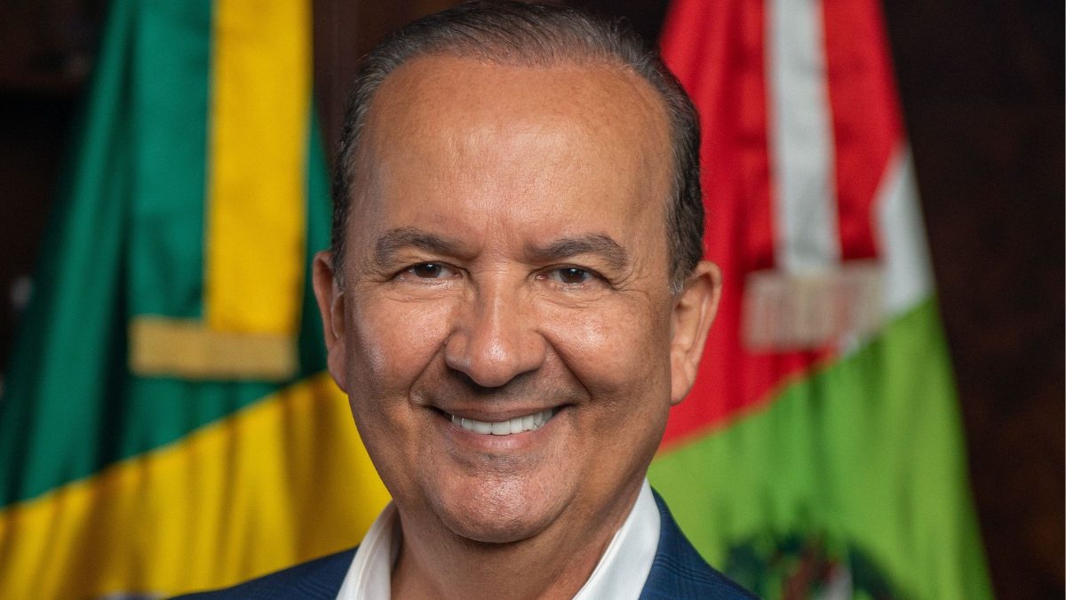 Jorginho Mello lidera corrida ao Governo de Santa Catarina e pode ser reeleito no primeiro turno, aponta Quaest