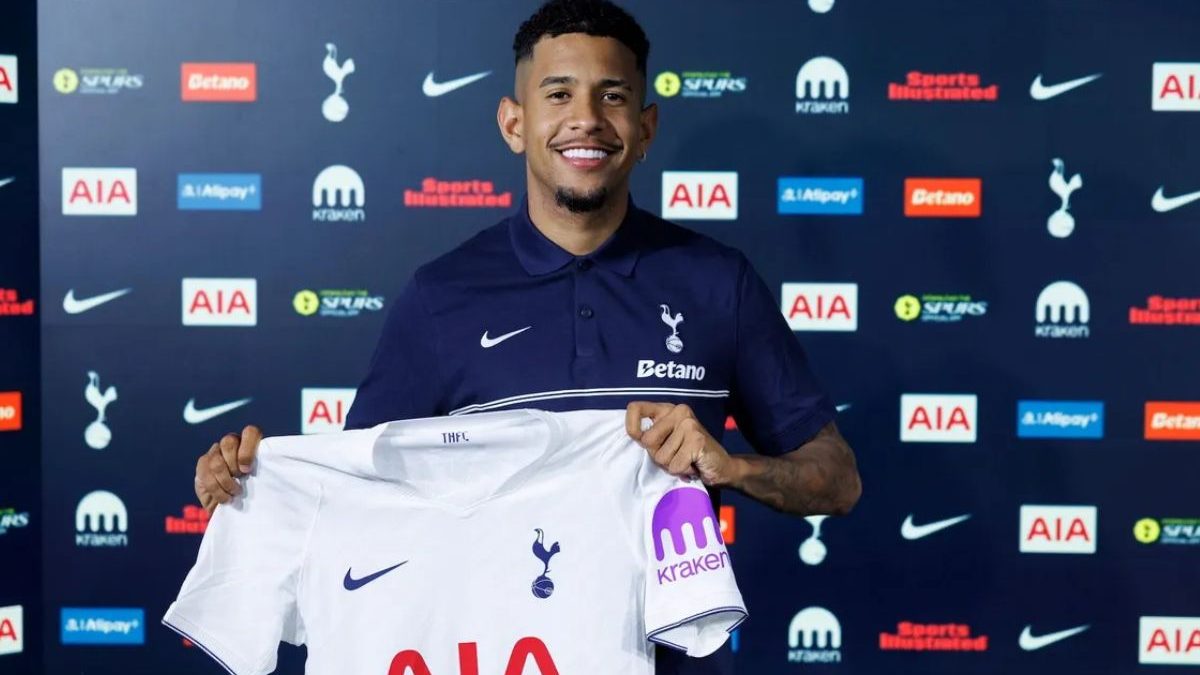 R$ 598 milhões: Tottenham anuncia Savinho e fecha a maior venda da história do Manchester City