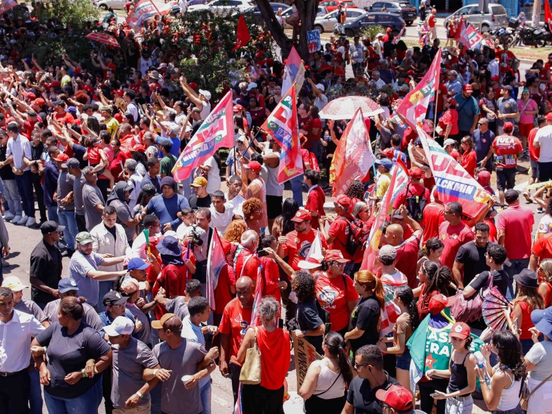 Capitais recebem atos pró-Lula em último domingo antes da eleição