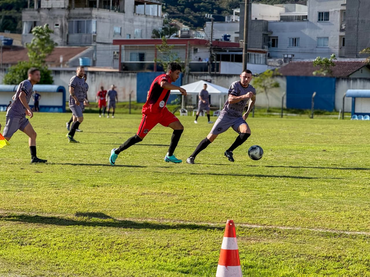 Campeonato Municipal de Futebol Amador Série B começa com 15 equipes em Balneário Camboriú