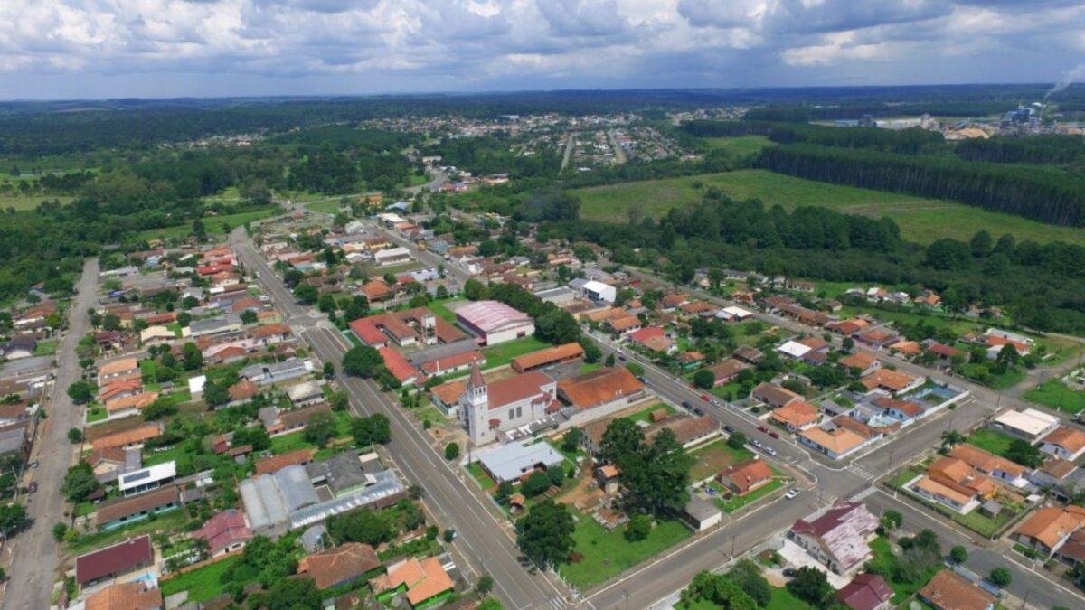 Lei que criou cargos comissionados é alvo de ação em cidade de SC