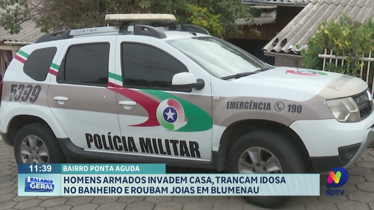 Ponta Aguda: homens armados invadem casa, trancam idosa no banheiro e roubam joias em Blumenau