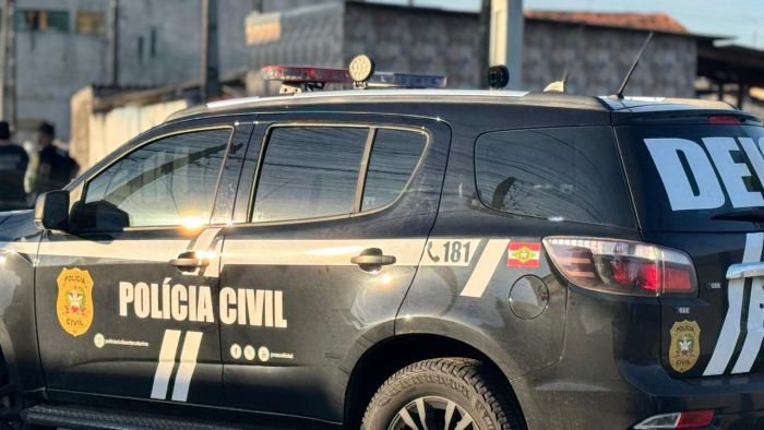 Foragido de facção criminosa é preso em Floripa