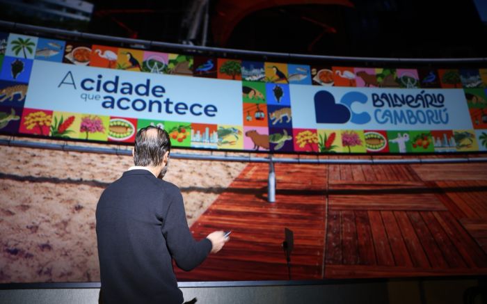 BC lança nova marca turística e aposta no slogan "A cidade que acontece"