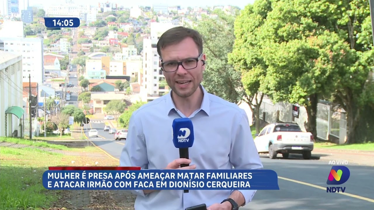 Mulher é presa após ameaçar família e atacar irmão com faca