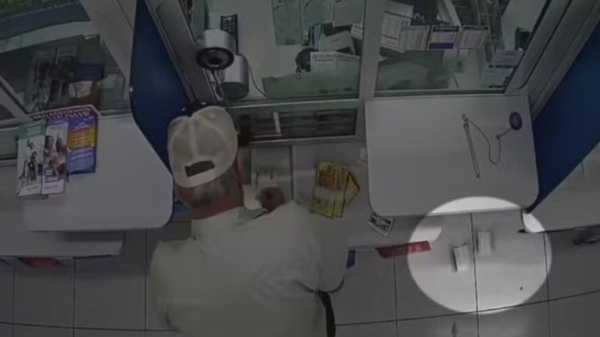 Funcionária de lotérica encontra bilhete premiado de R$ 40 mil da Mega-Sena e toma decisão que muda tudo