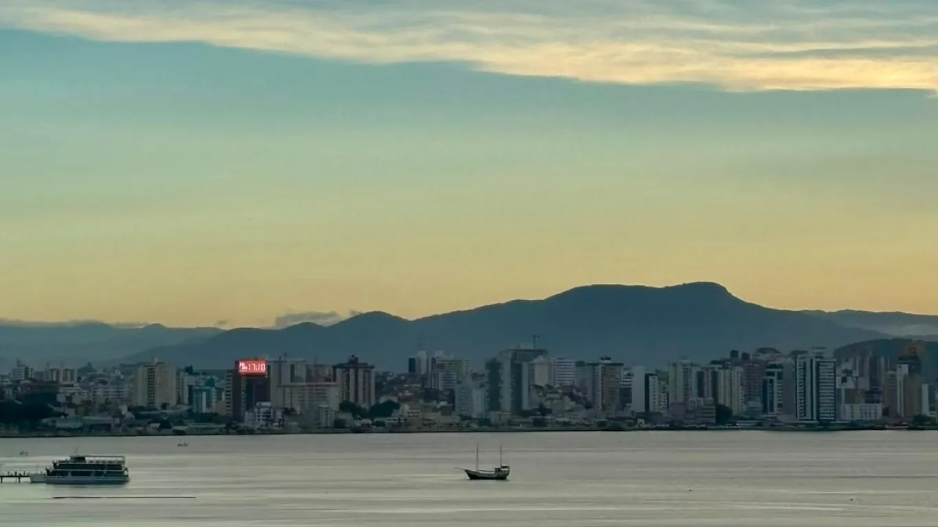 Após fortes ventos, SC terá tempo firme e temperaturas que superam 30°C no fim de semana