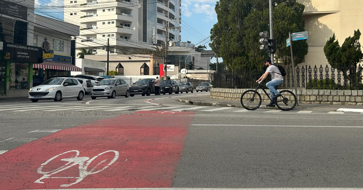 Quais são os planos da Prefeitura de Brusque para a infraestrutura cicloviária do município