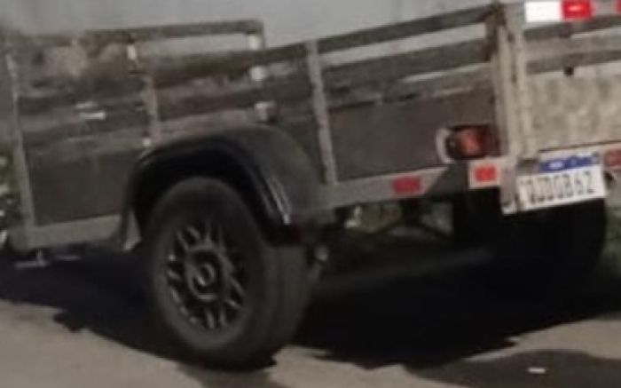 Dono pede ajuda para encontrar carroceria roubada