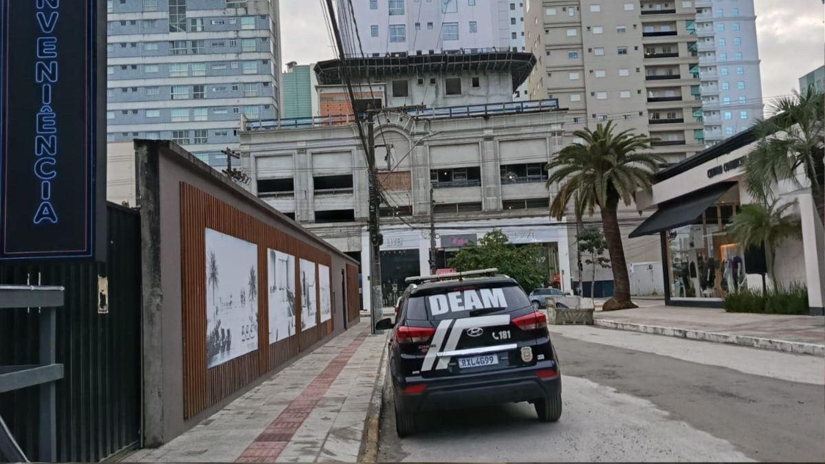 Idosa de 73 anos gasta R$ 140 mil em carro para namorado e polícia investiga golpe em Joinville