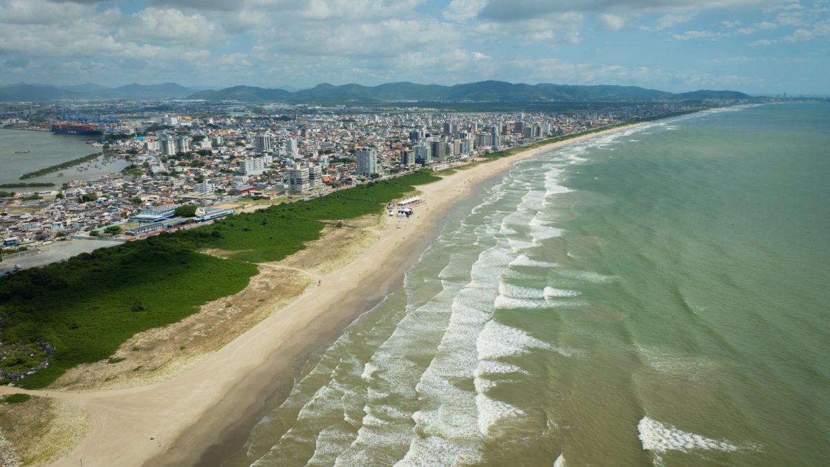 Leilão em praia de SC termina com terrenos arrematados por 135% acima do valor inicial: ‘Foi um sucesso’