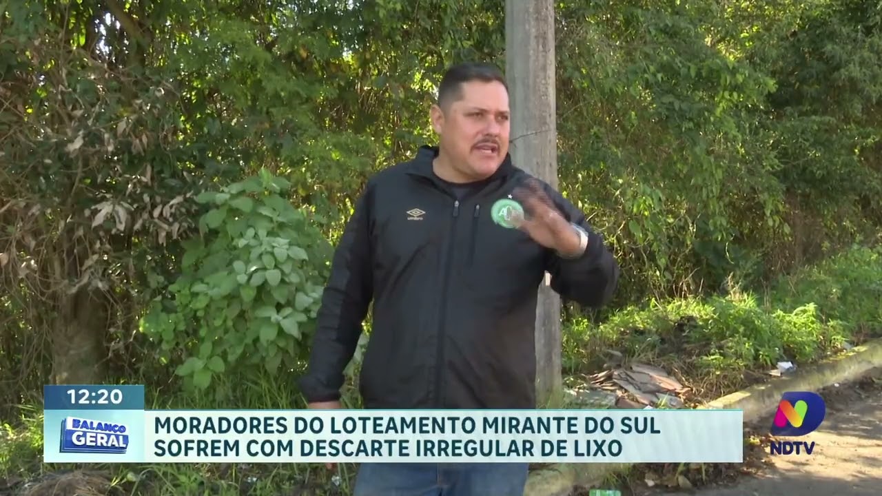 Lixo acumulado gera reclamações no Mirante do Sul, em Chapecó