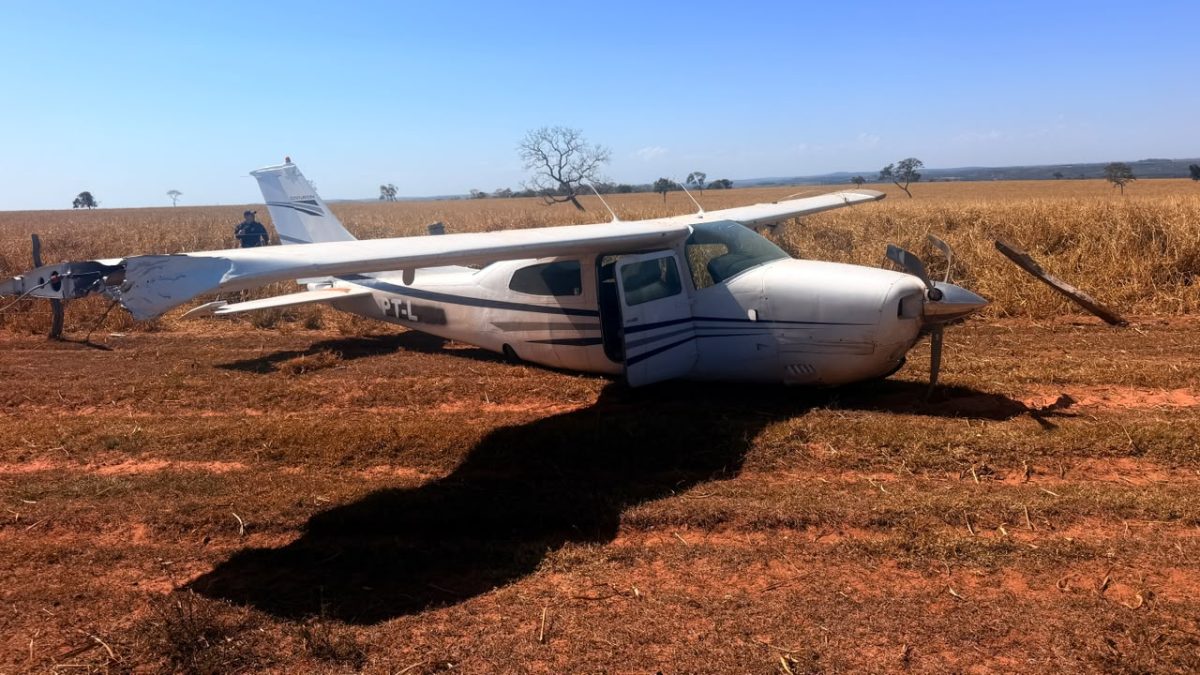 Caças da FAB interceptam avião e dão tiro de alerta no MS, mas aeronave é achada vazia e pilotos ‘evaporam’