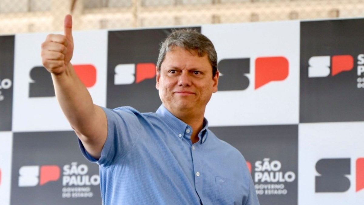 Tarcísio amplia vantagem ao bolsonarismo com candidatura apoiada por 95% dos prefeitos de SP