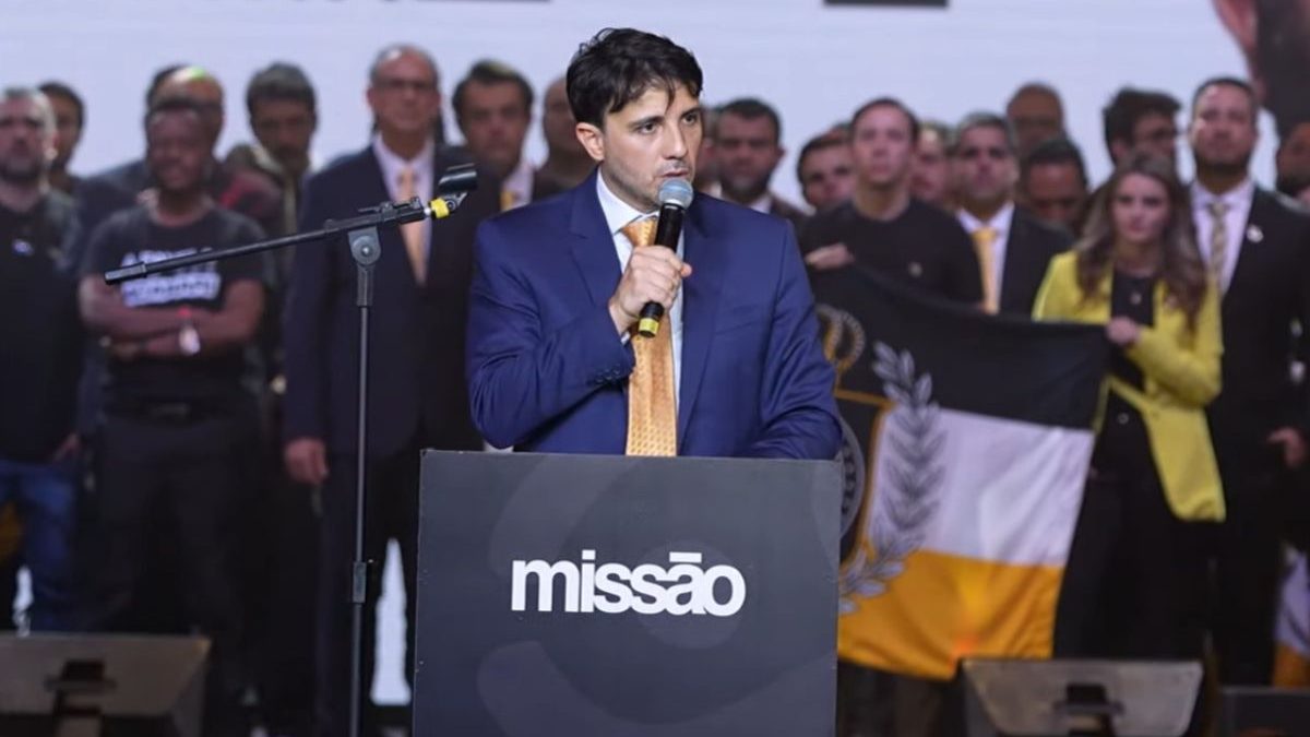 Missão oficializa Renan Santos à Presidência e candidato promete ‘matar quem roubar’
