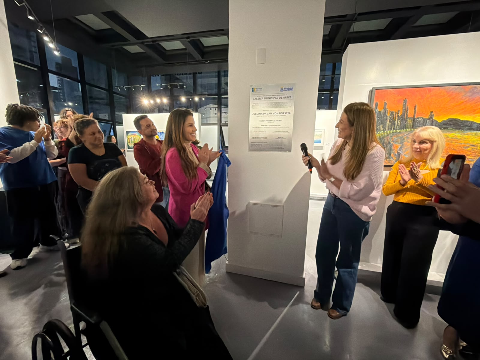 Galeria Municipal de Arte é reaberta e volta a receber exposições