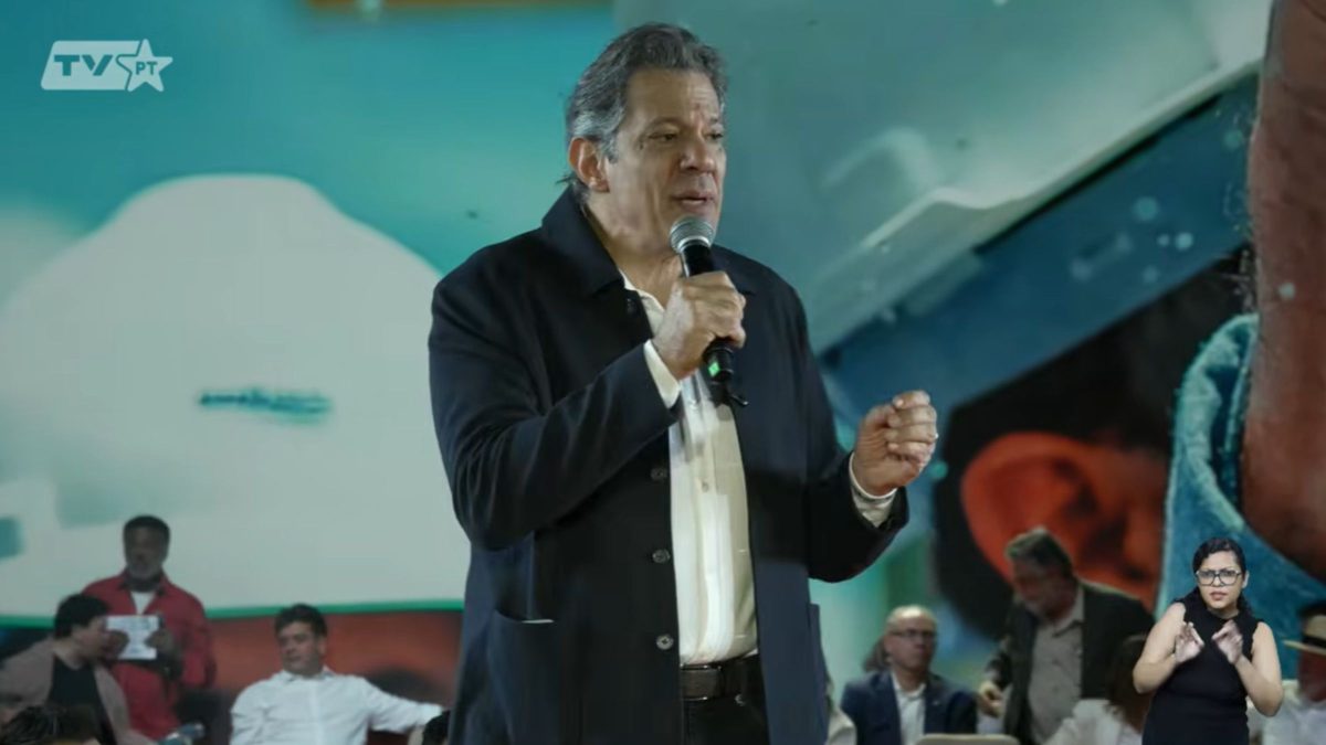 ‘Mar revolto’ e acusações contra Bolsonaro marcaram discurso de Fernando Haddad na convenção do PT