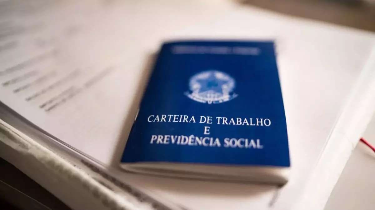 Cidades de SC são contempladas em processos seletivos com salários de até R$ 10,5 mil; veja como participar