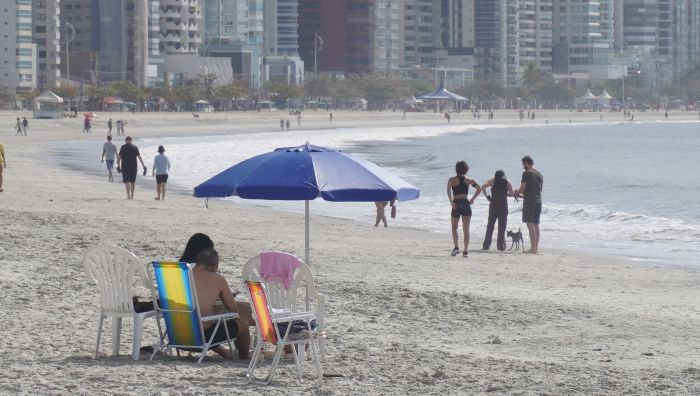 Semana será de céu com nuvens e calorão