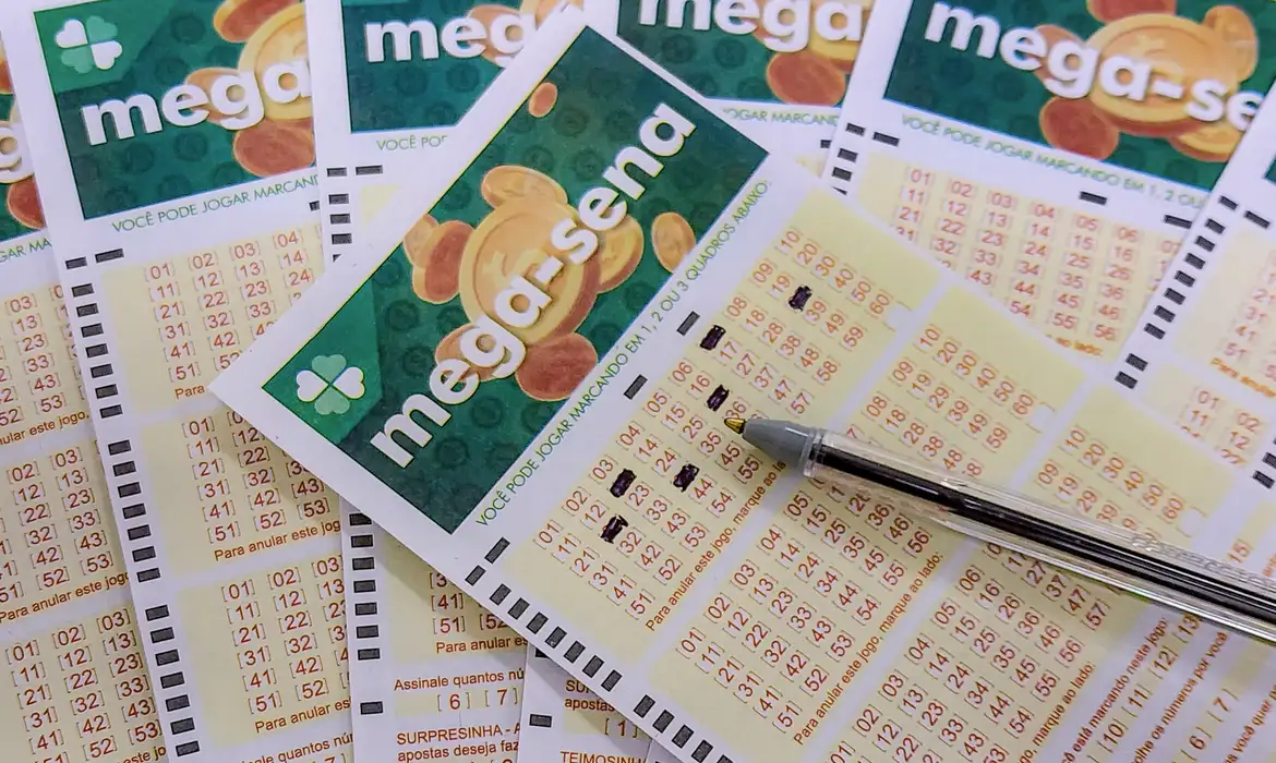 Mega-Sena 3039 acumula e premiação pode chegar a R$ 135 milhões na terça (4)
