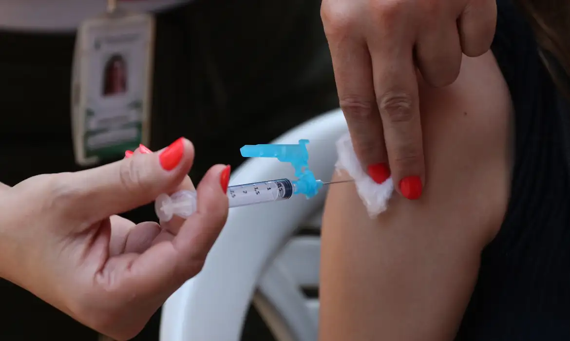 Campanha Nacional de Multivacinação começa nesta segunda-feira (3)