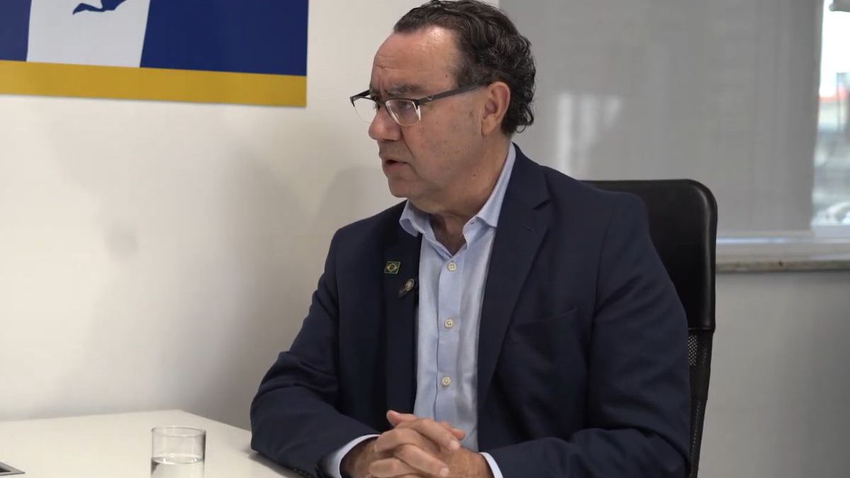Augusto Cury defende pacto nacional, faz alerta para economia e detalha propostas para disputar a Presidência