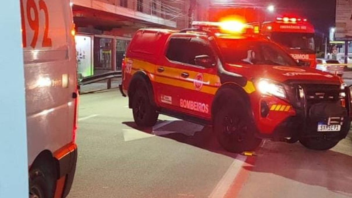 Homem fica gravemente ferido após perder controle e cair de moto em rodovia de SC