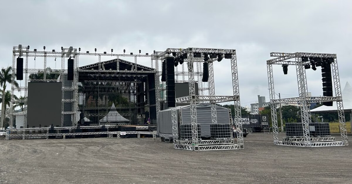 Estado de saúde de trabalhador ferido em montagem de palco para show de Michel Teló em Brusque é atualizado: "quadro grave"