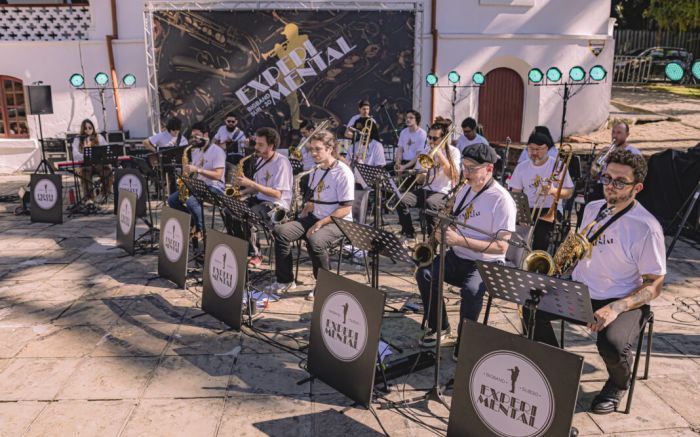Big Band faz show na Univali nesta terça