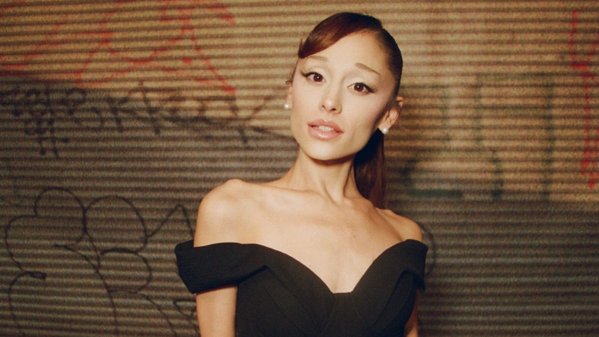 O que aconteceu com Ariana Grande? Cantora anuncia pausa estendida e fala sobre ‘escrutínio público’
