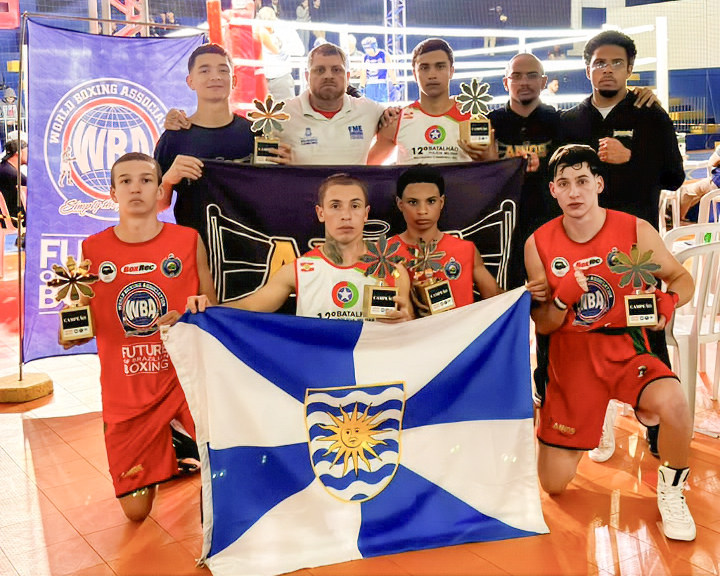Atletas do projeto Anjos Sem Asas conquistam seis vitórias no Future Of Brazilian Boxing, no Paraná