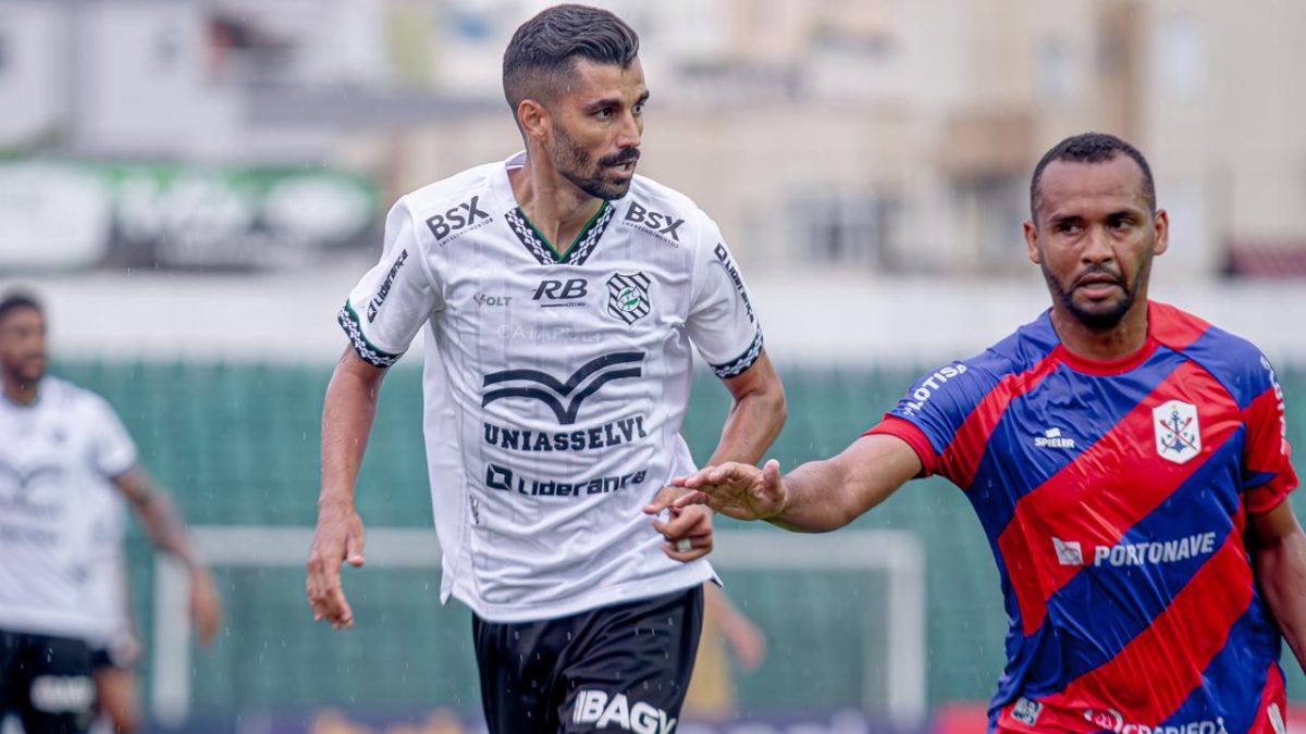 Após quatro jogos e sete meses parado, Figueirense rescinde com o meia Jorginho
