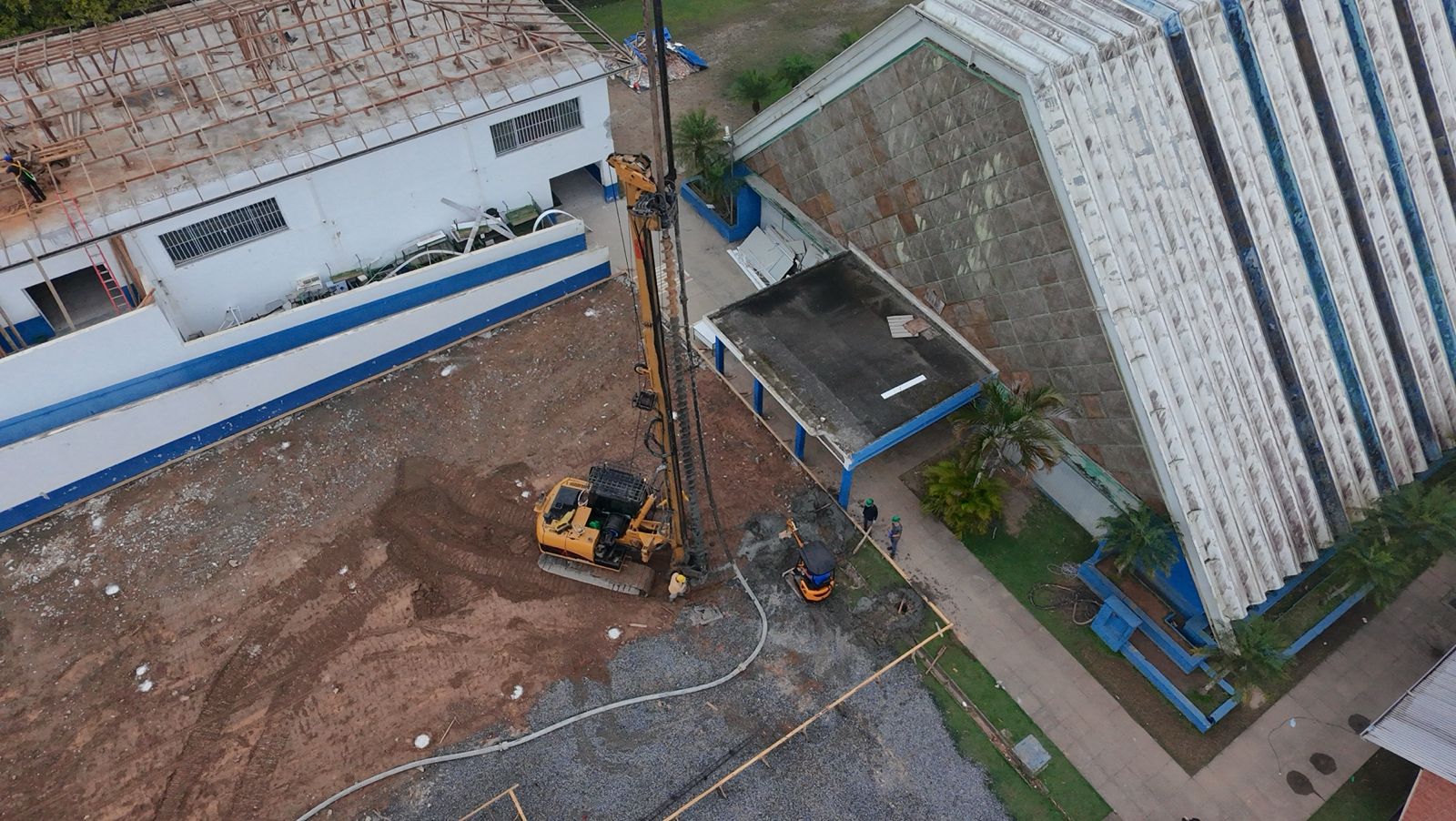 Obra do CAIC avança com fundação do novo bloco em Balneário Camboriú