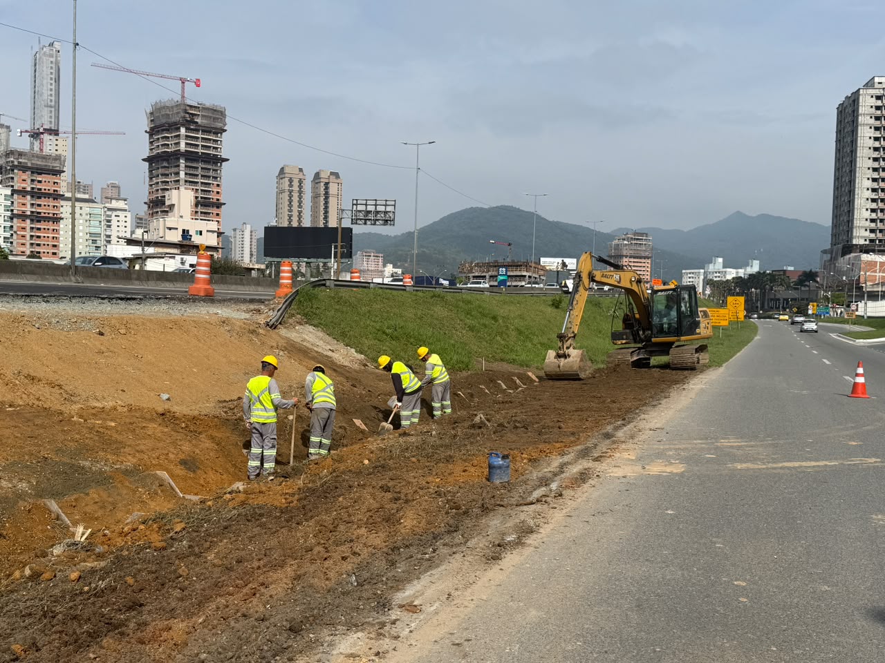 Semana inicia com obras do Avança Itapema nos bairros