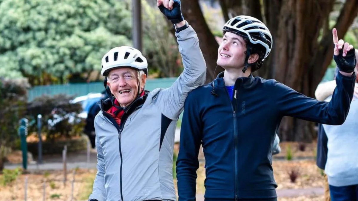 Ciclista de 82 anos morre um dia após pedalar 5,3 km e arrecadar mais de R$ 380 mil contra doença grave na Austrália
