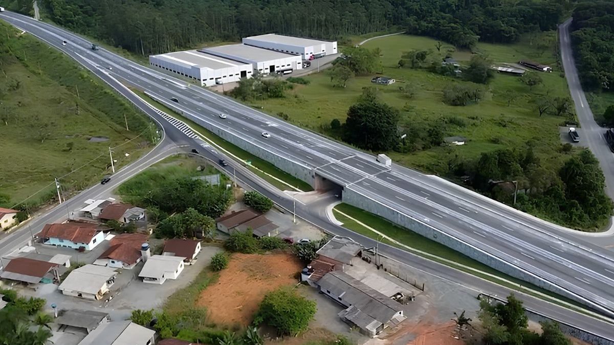 BR-280 terá interdições por quatro dias para avanço de obra em nova ponte; veja os horários