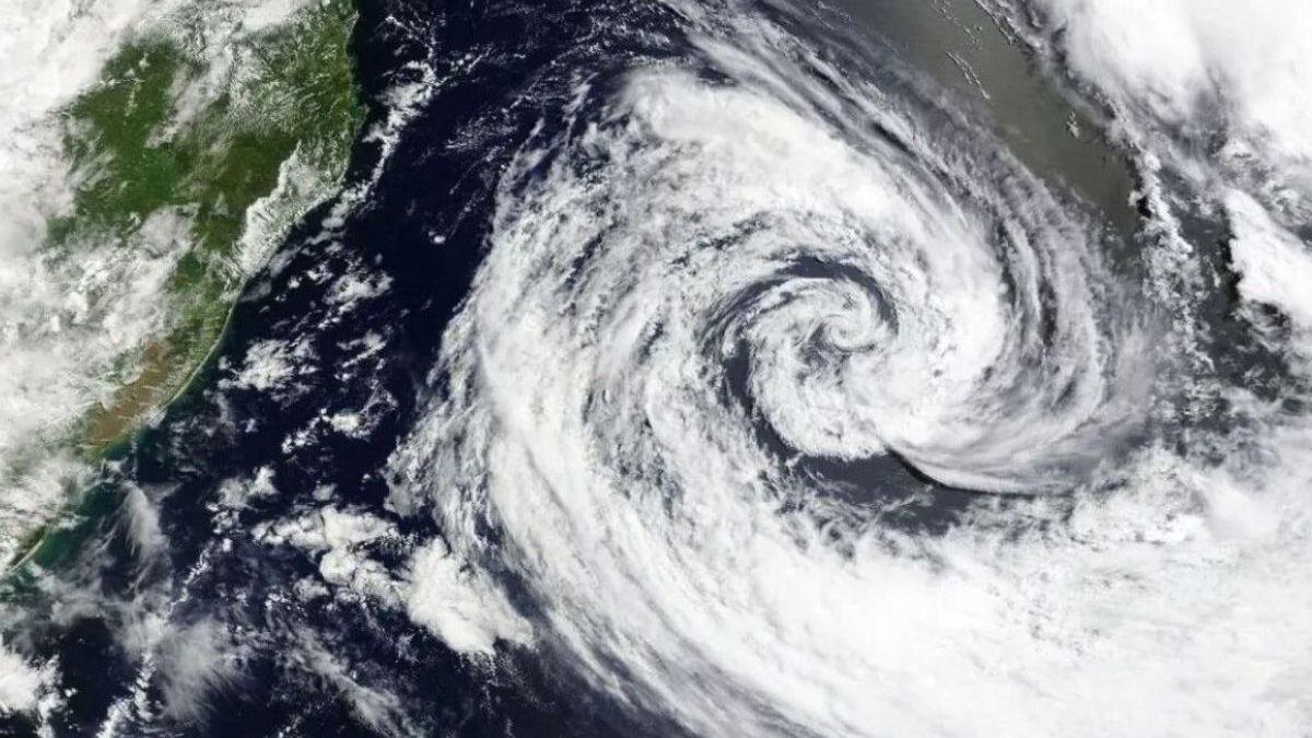 Inmet monitora fenômeno que pode virar ciclone bomba e trazer ventos acima de 150 km/h no Sul do Brasil