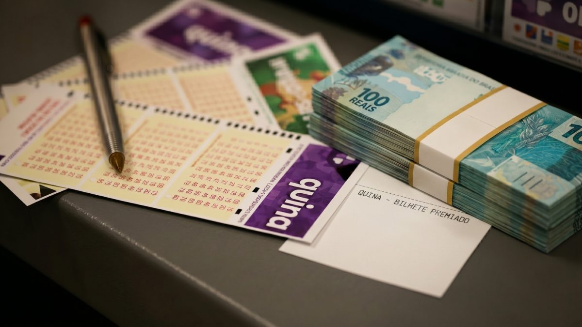 Confira o resultado da Quina 7083 de hoje, terça-feira (4/8)