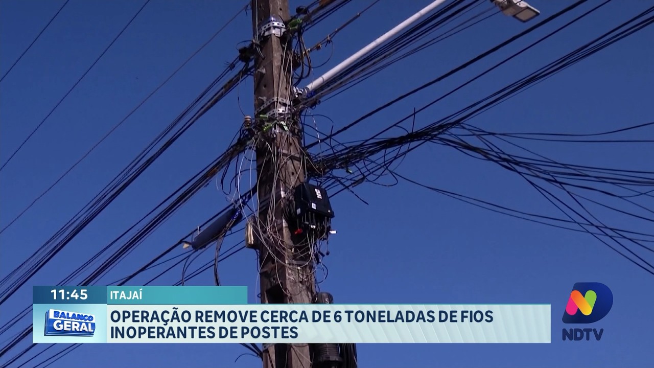 Operação remove cerca de 6 toneladas de fios inoperantes de postes