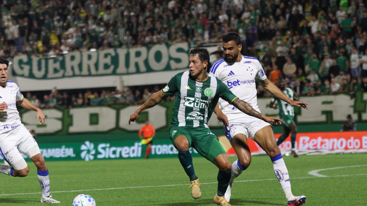 O desafio da Chapecoense é resistir o Cruzeiro para acreditar e avançar na Copa do Brasil