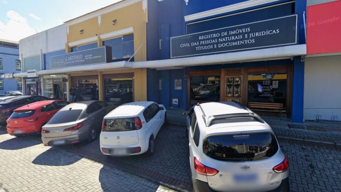 Empresários acusam cartório de travar negócios em Porto Belo