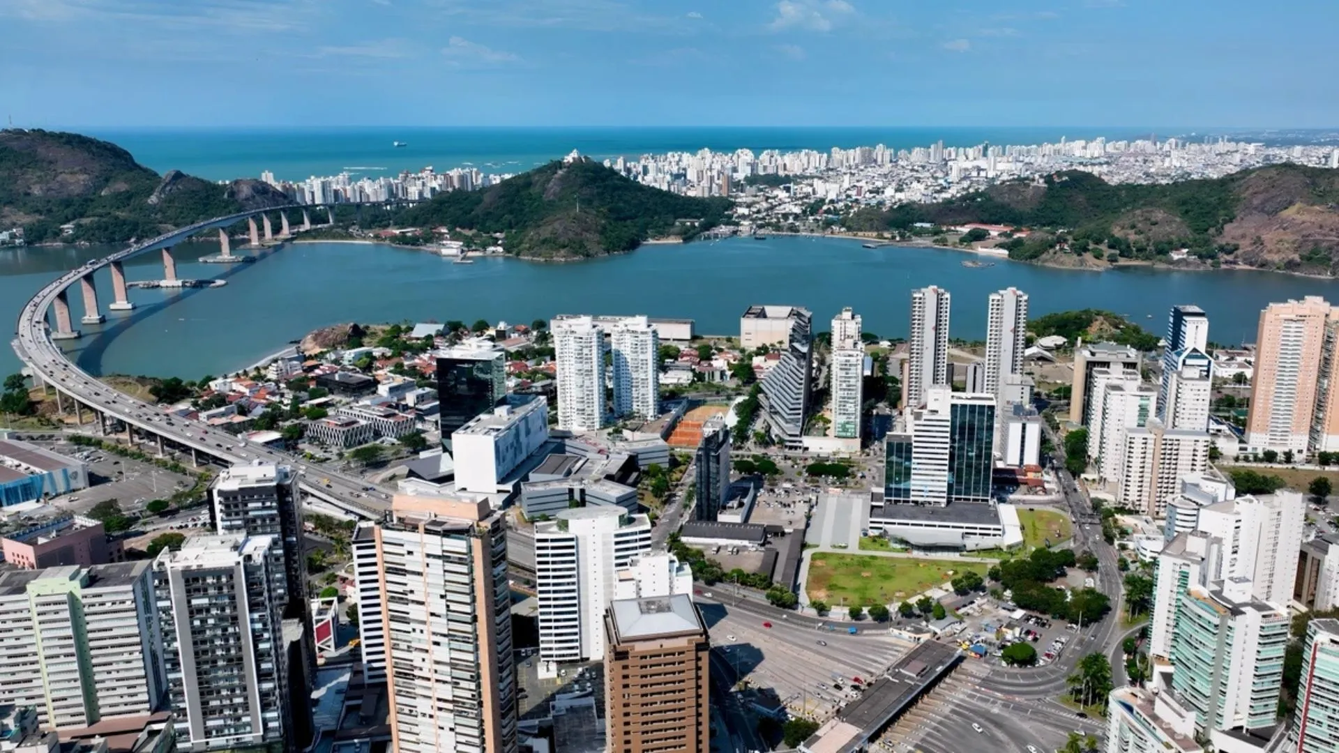 Vitória desbanca Balneário Camboriú e tem m² mais caro do país | G1