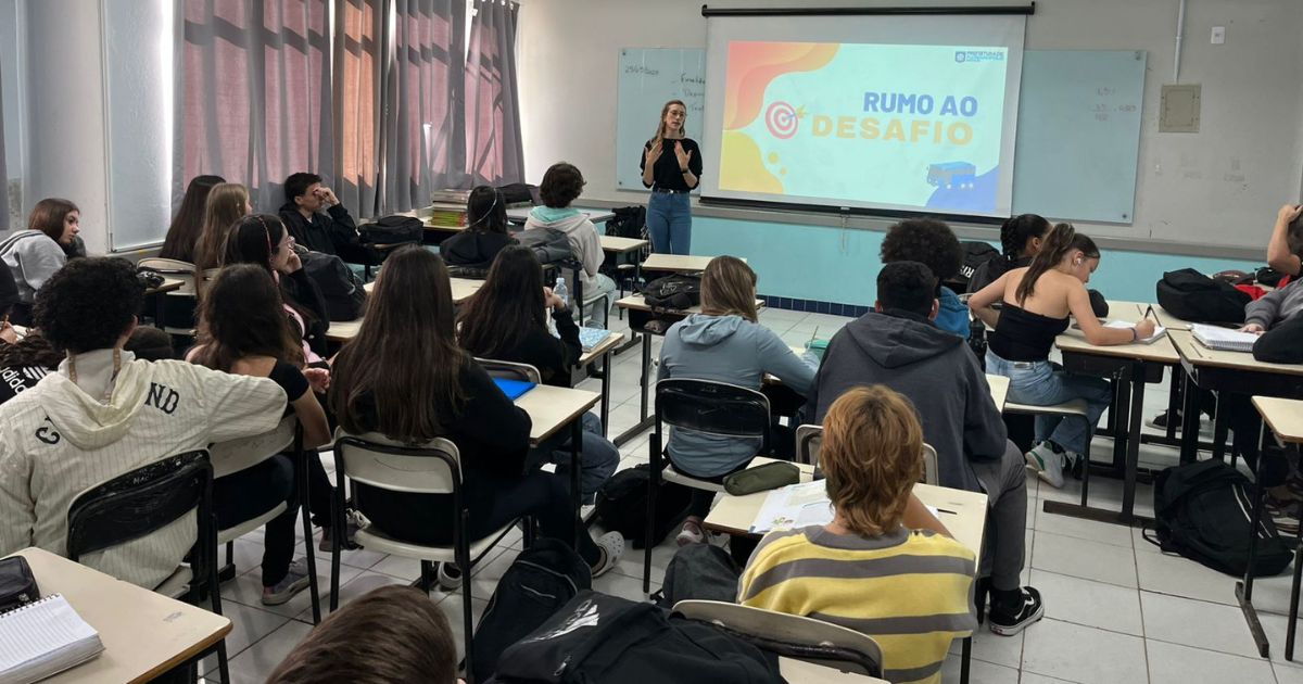 Florianópolis sobe no ranking e registra maior avanço no IDEB 2025 entre as capitais