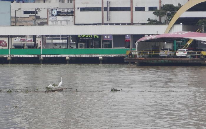 Draga gigante vai reforçar dragagem no canal portuário após chuvas