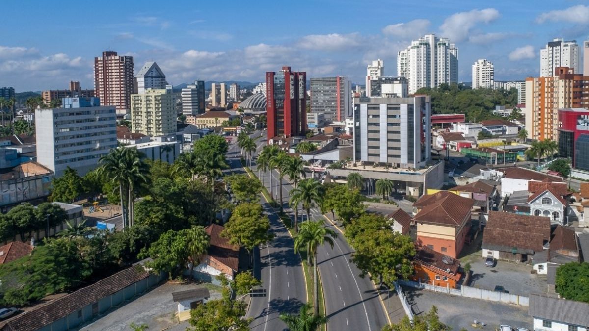 Joinville mantém liderança nacional na educação entre grandes cidades, aponta Ideb